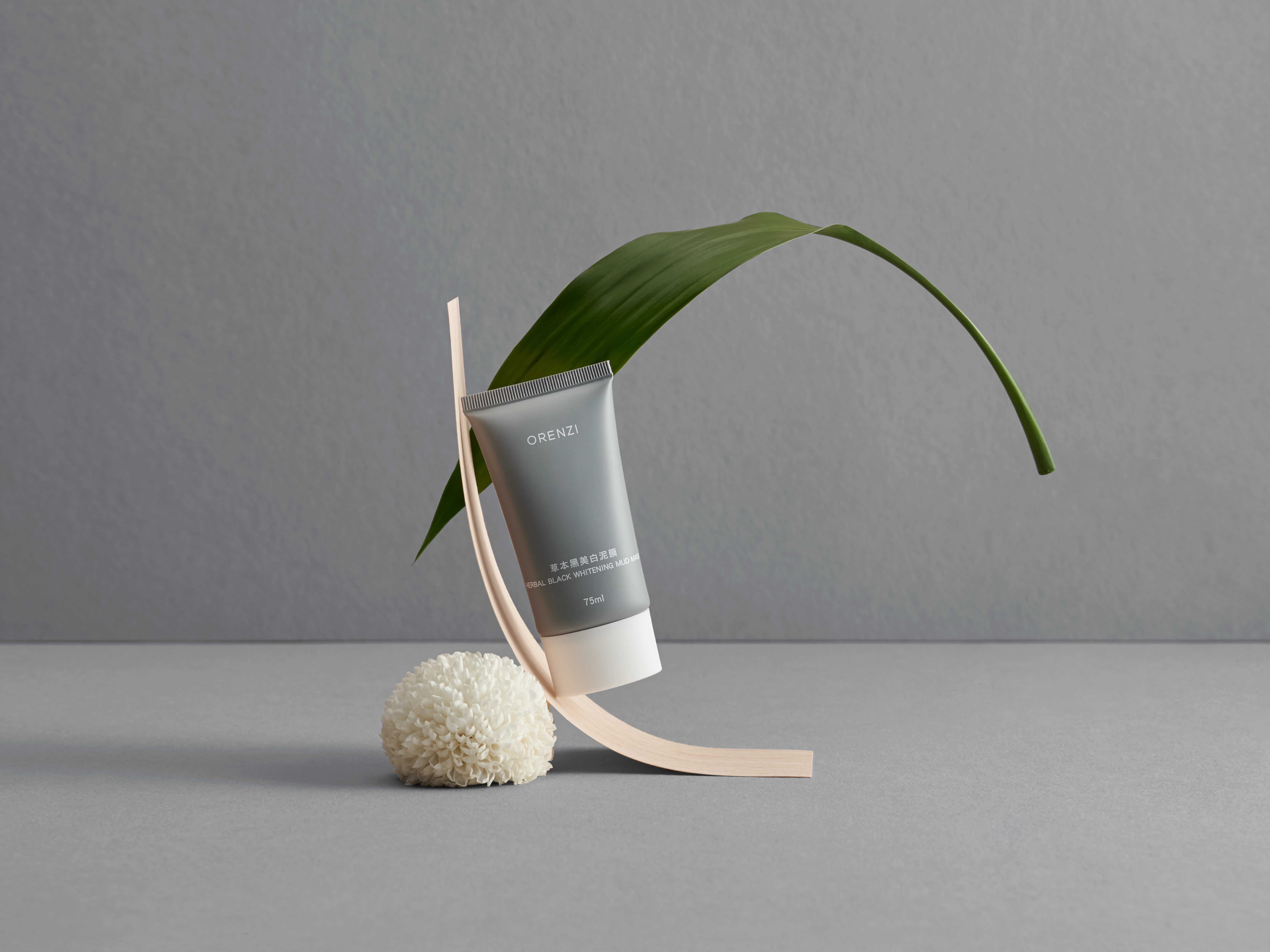 Product Hero Primary clay mask black whitening